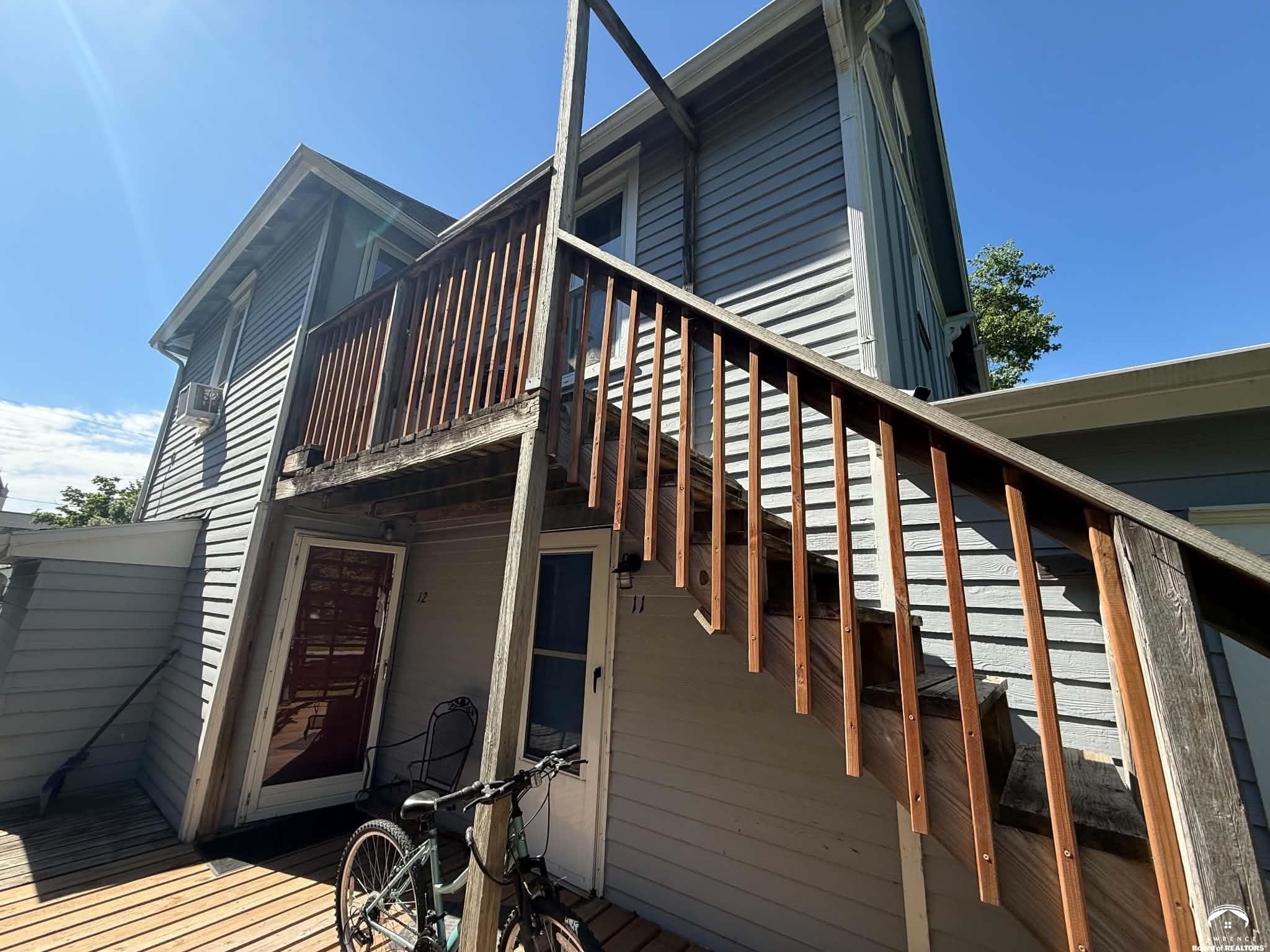 1105 Connecticut Street, Lawrence, KS 66044