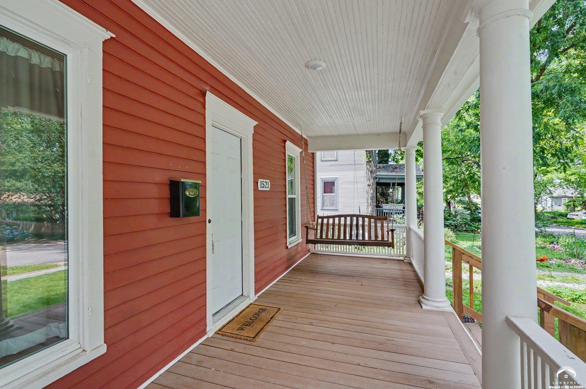 1521 Rhode Island Street, Lawrence, KS 66044