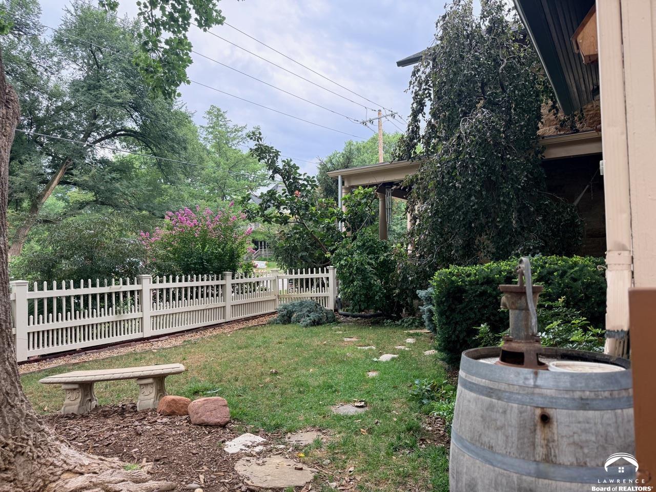 646 Louisiana Street, Lawrence, KS 66044