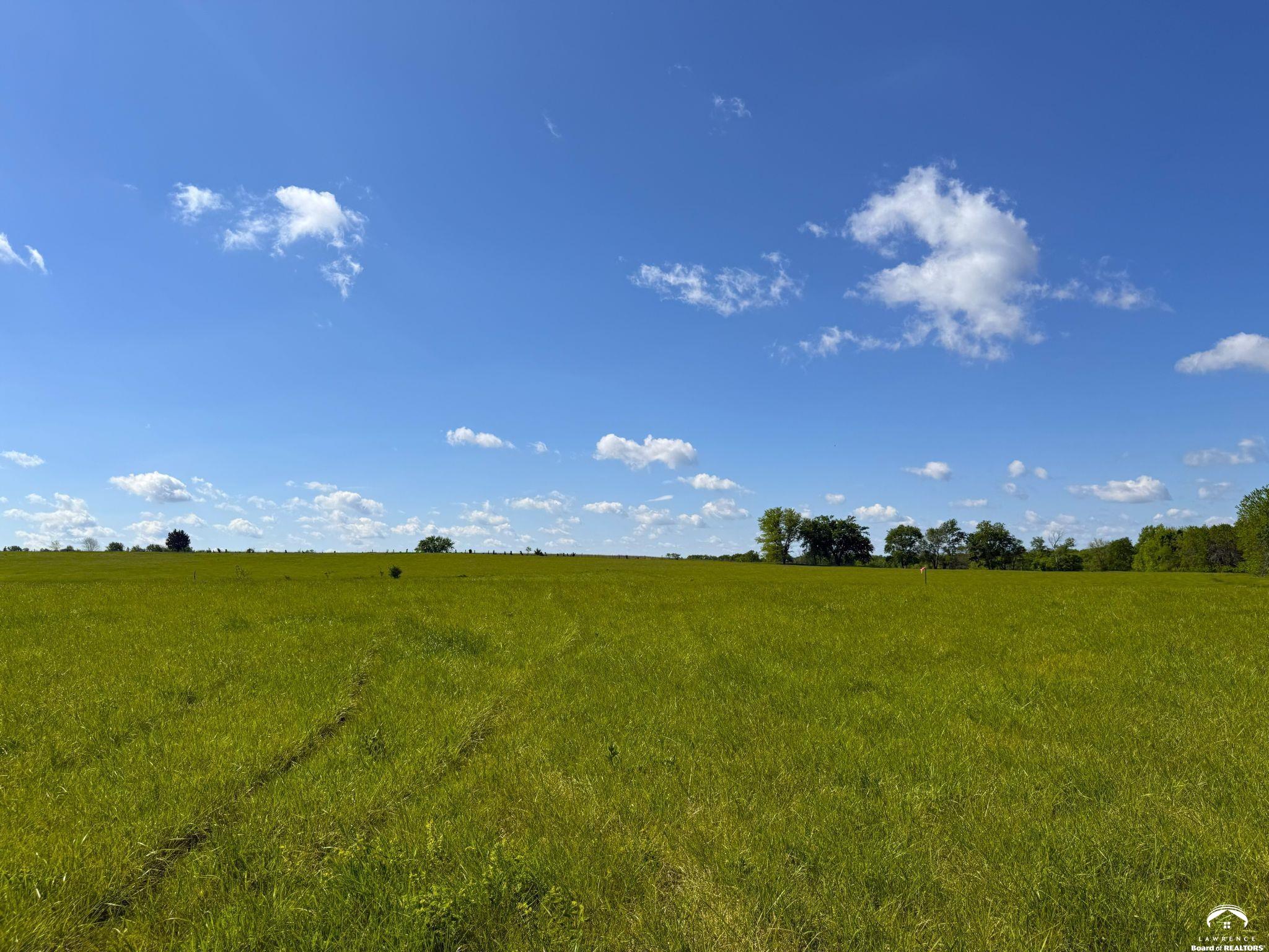 913 N 100 Road, Baldwin City, KS 66006