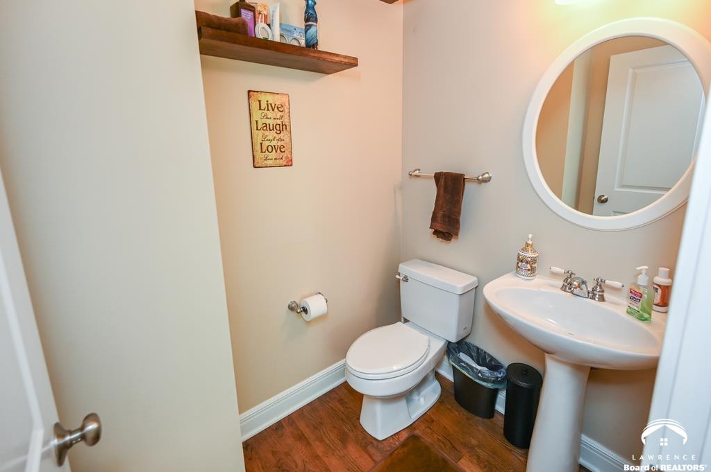 903 N 1464 Road, Lawrence, KS 66049