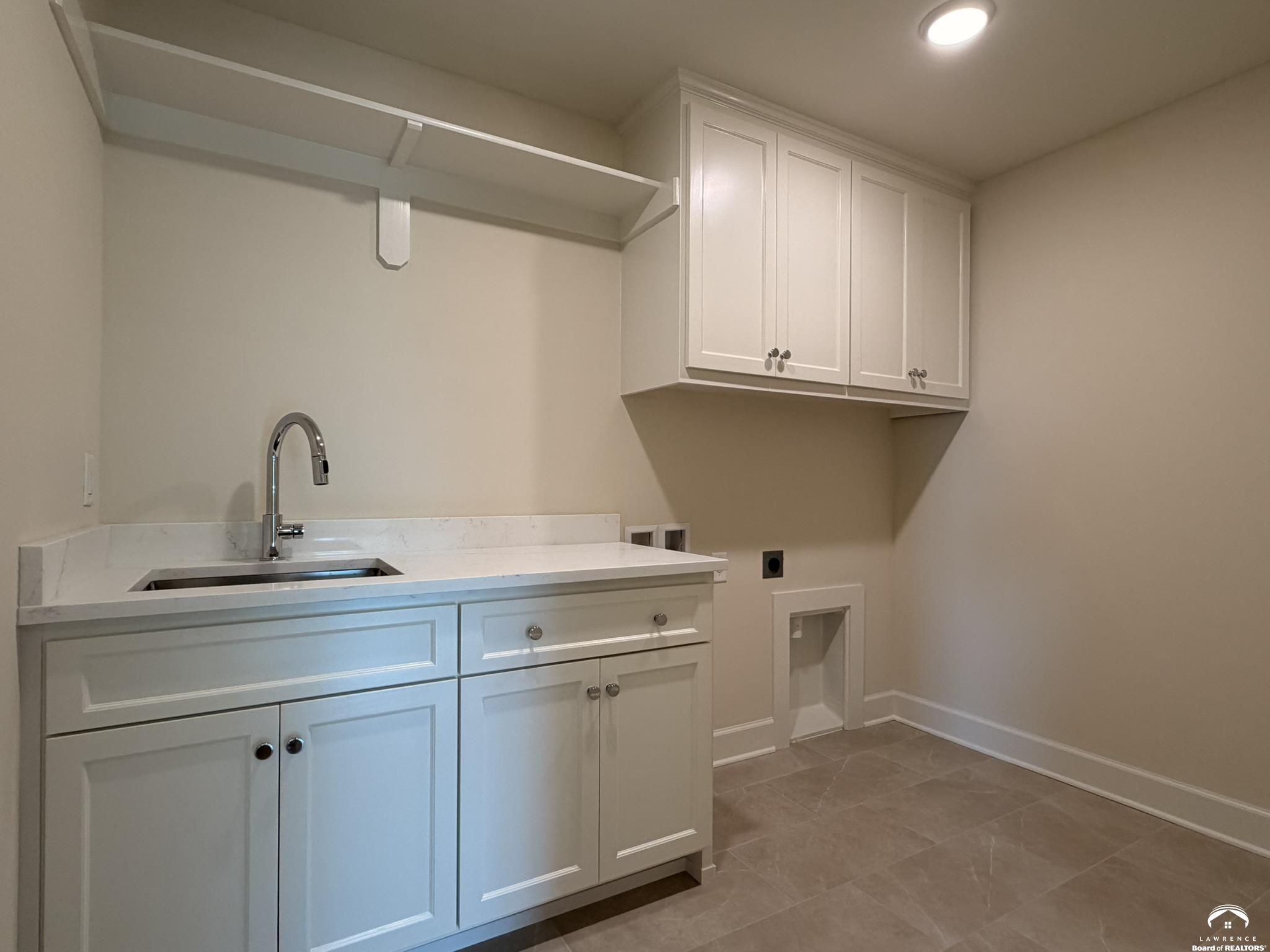 5622 Maggie Way, Lawrence, KS 66049