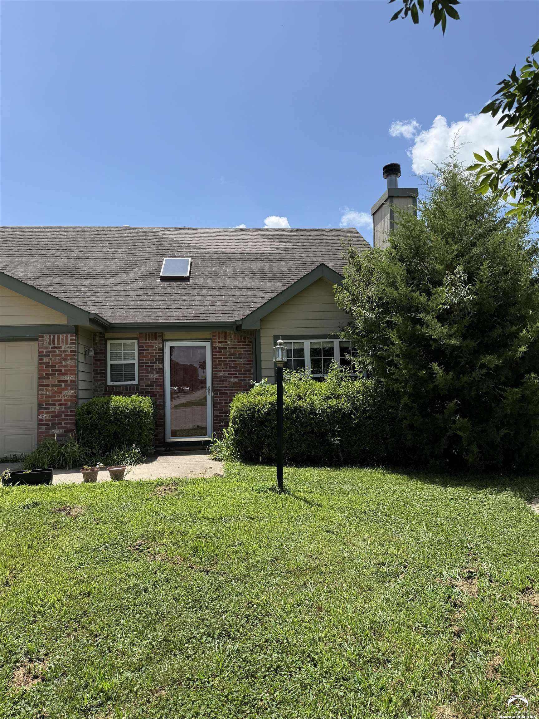 4321 W 26th Terrace, Lawrence, KS 66047
