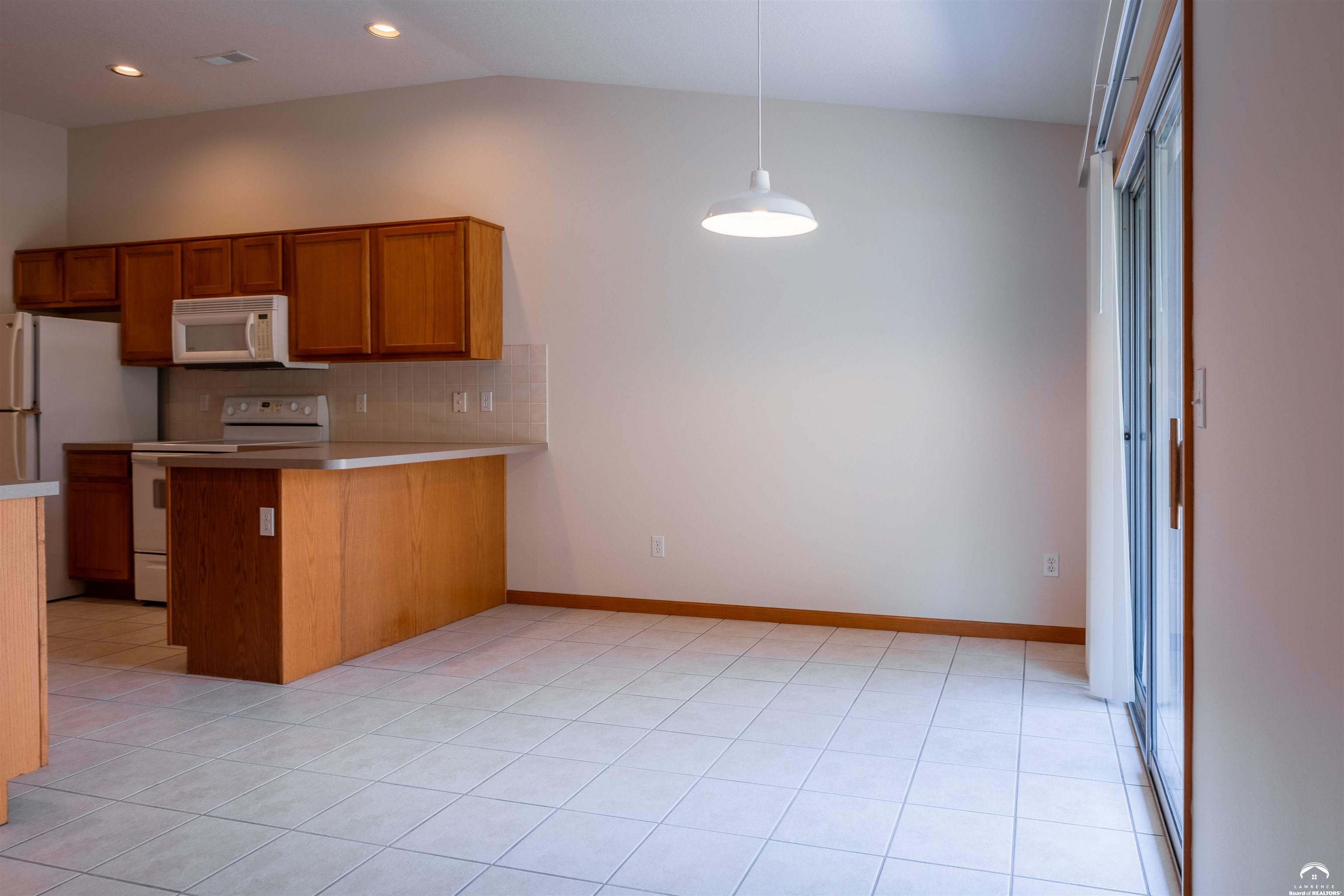 4006 Mistletoe Court, Lawrence, KS 66047