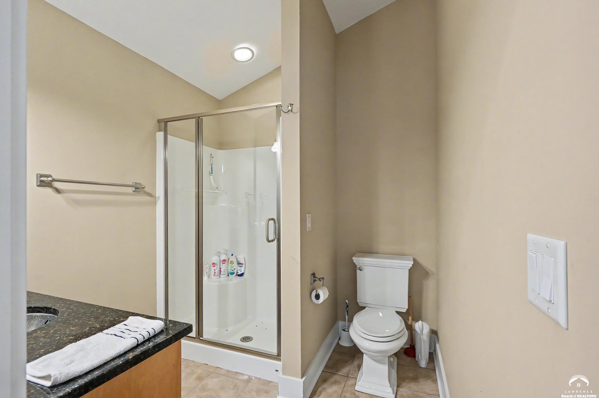 1006 Avalon Road, Lawrence, KS 66044