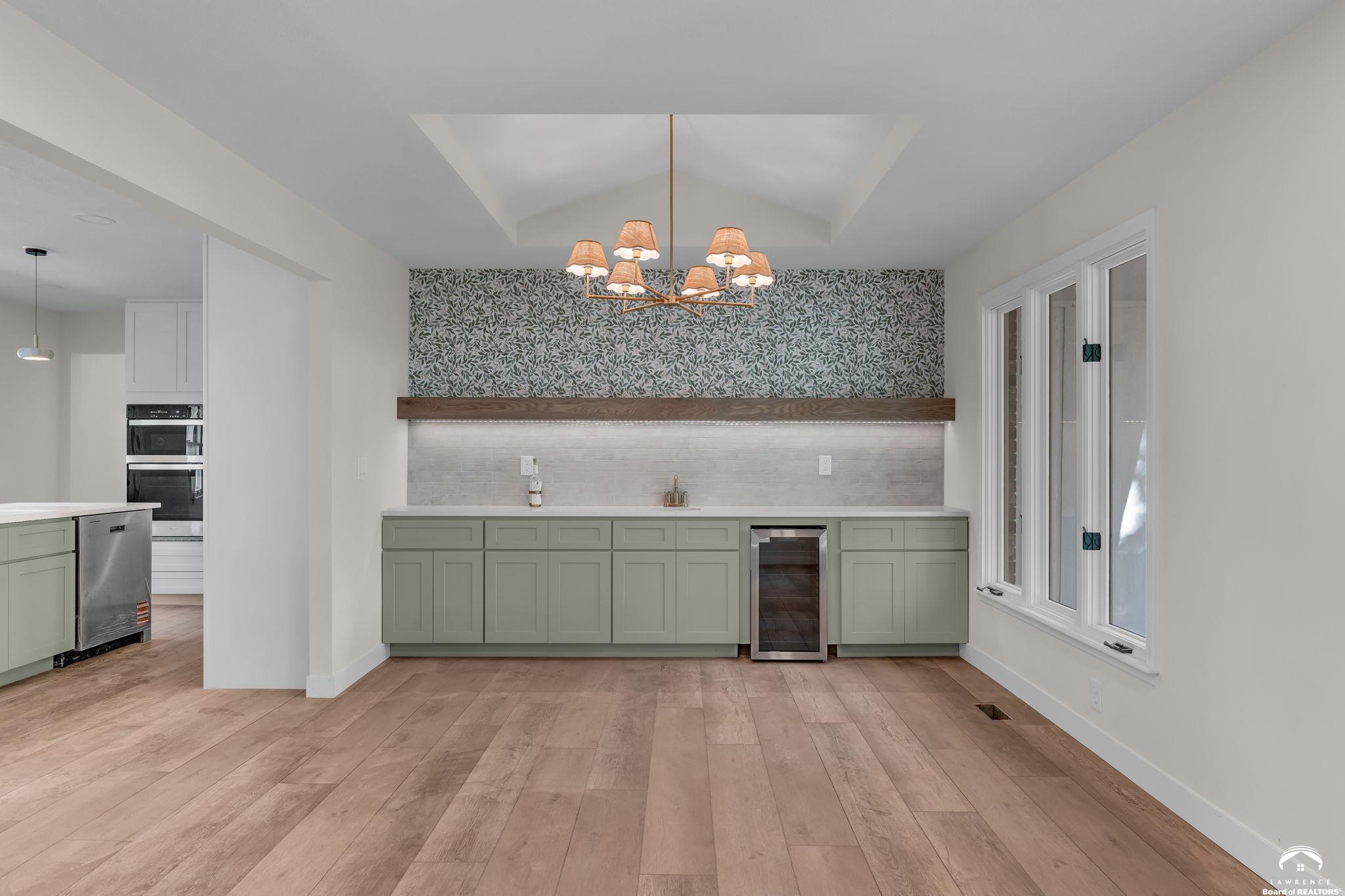 2600 Oxford Road, Lawrence, KS 66049