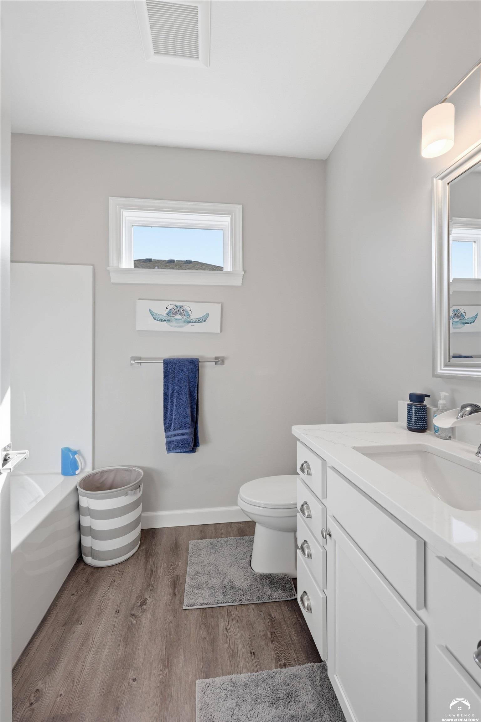 2608 E 26th Terrace, Lawrence, KS 66046