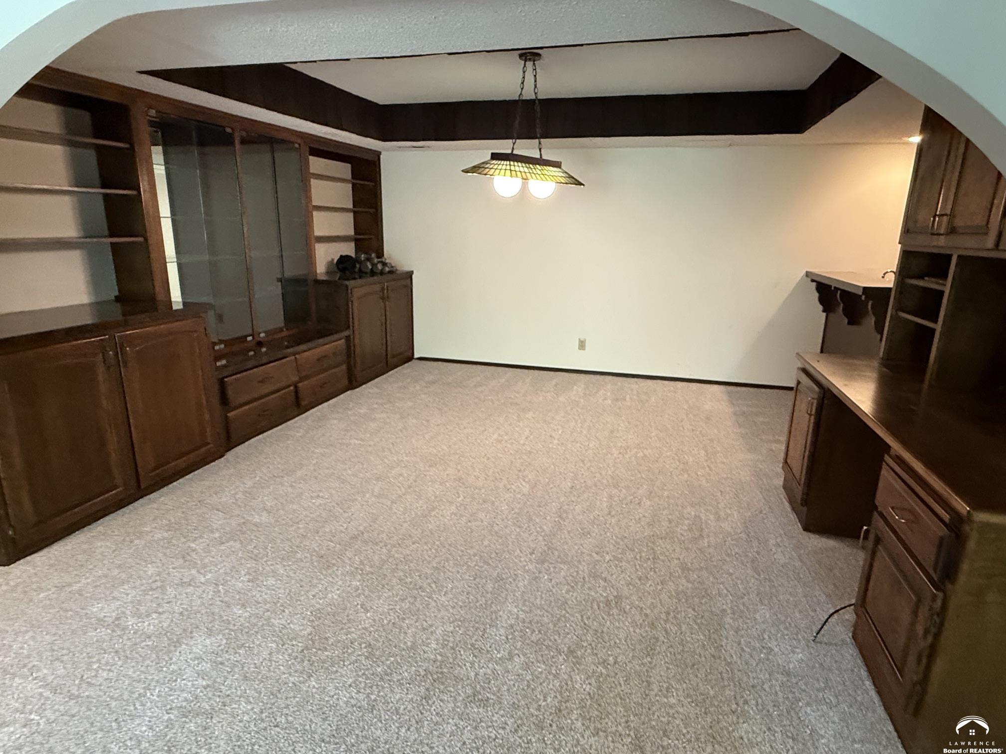 1913 Kasold Drive, Lawrence, KS 66047