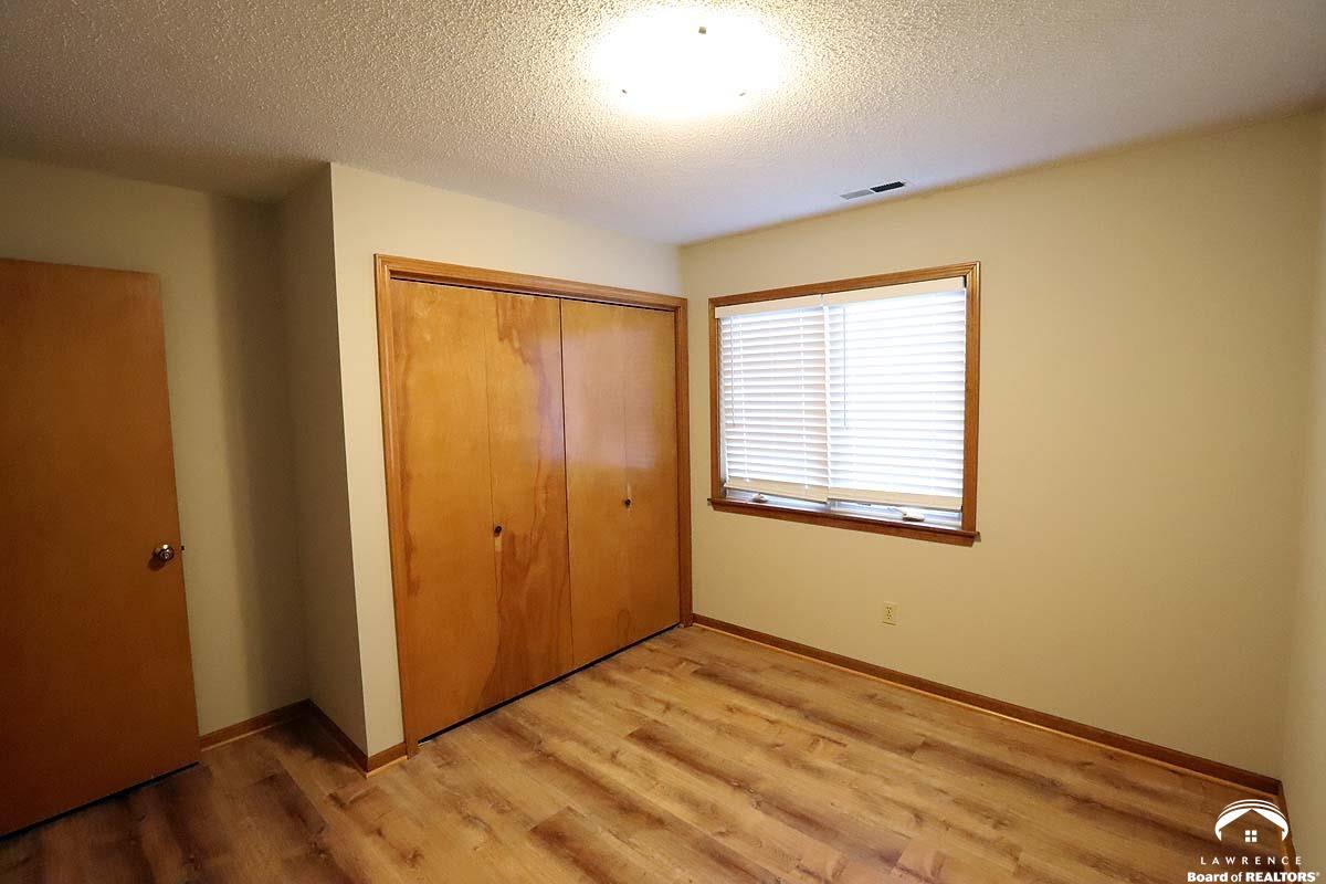 2701 Meadow Place, Lawrence, KS 66047