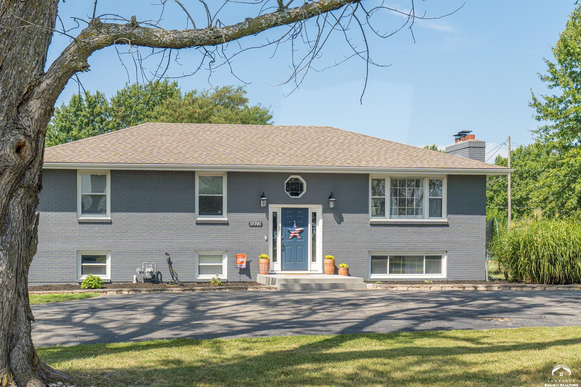 15741 150th Street, Bonner Springs, KS 66012